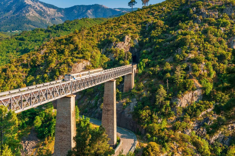 Treno per la Corsica