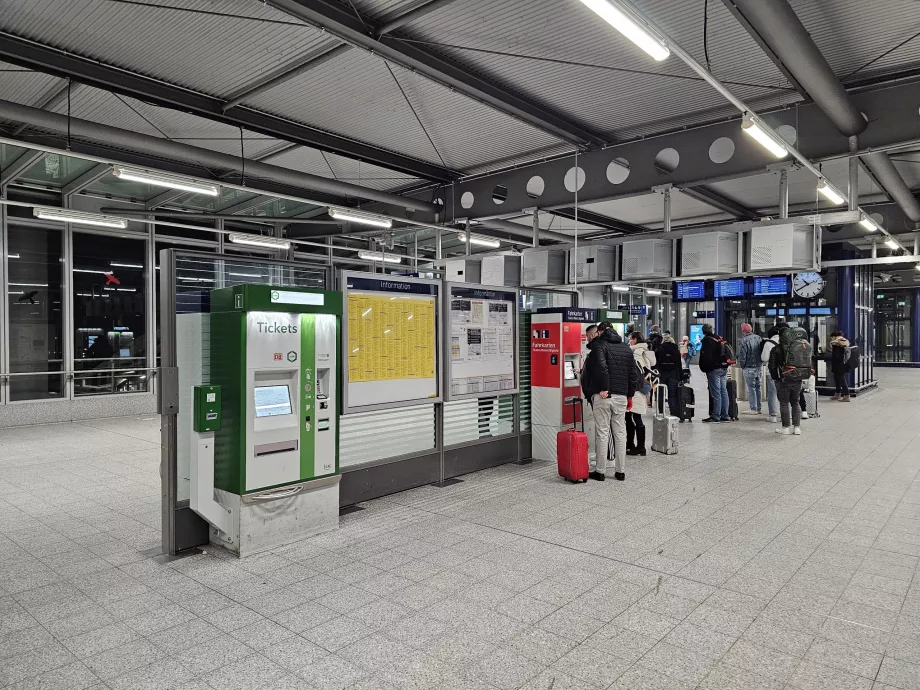 Distributori automatici in stazione