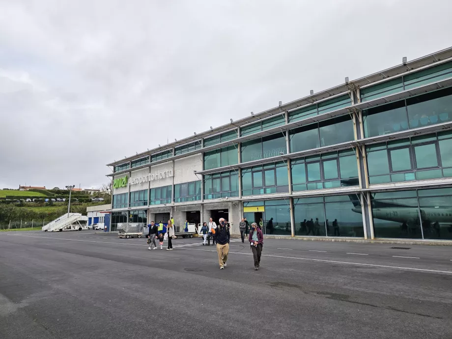 Terminal dell'aeroporto di Horta