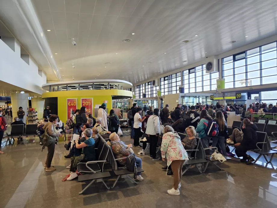 Area di transito dell'aeroporto di Ponta Delgada