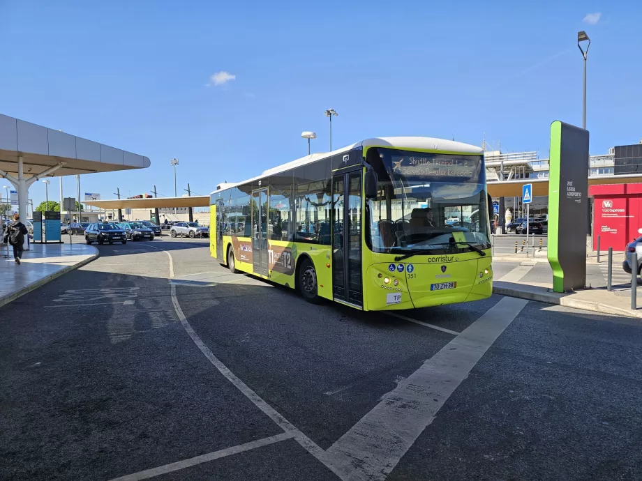 Bus navetta tra i terminal