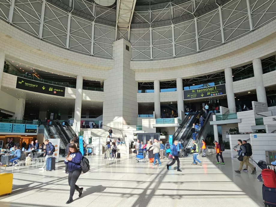 Sala centrale del Terminal 1