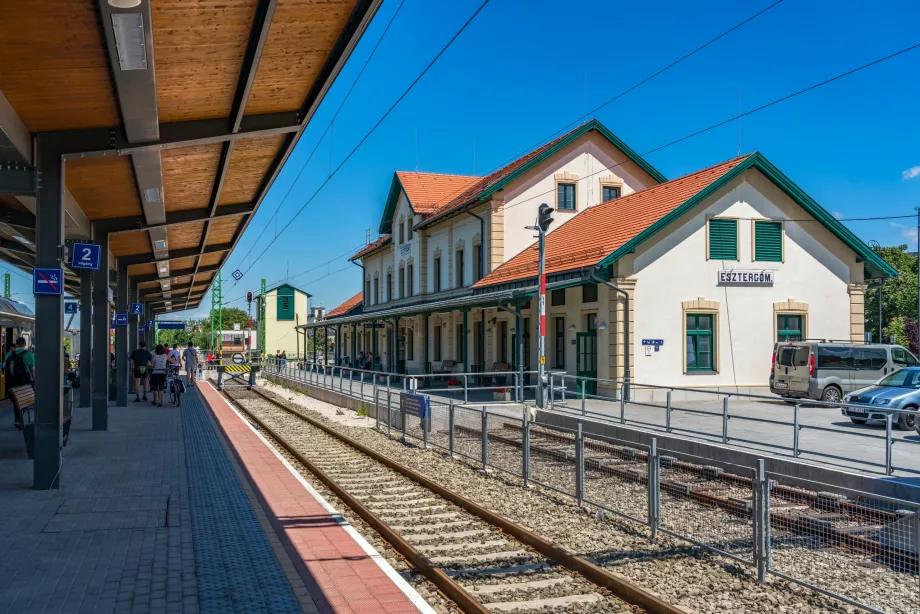 Stazione ferroviaria di Esztergom