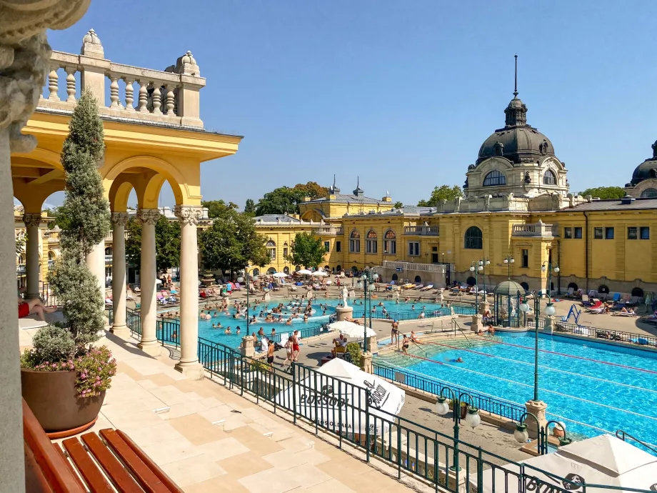 Szechenyi vista d'insieme