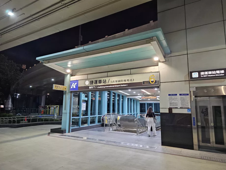 Entrance to the metro station