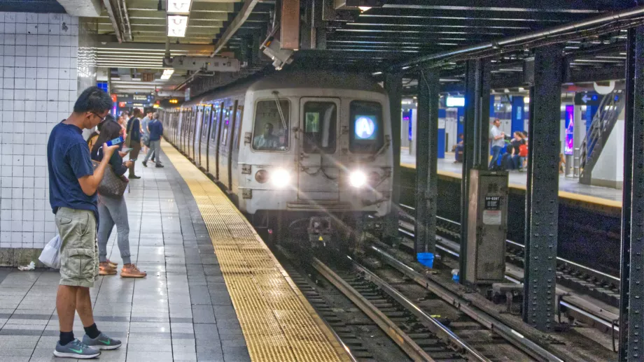 Stazione di Canal Street sulla linea A