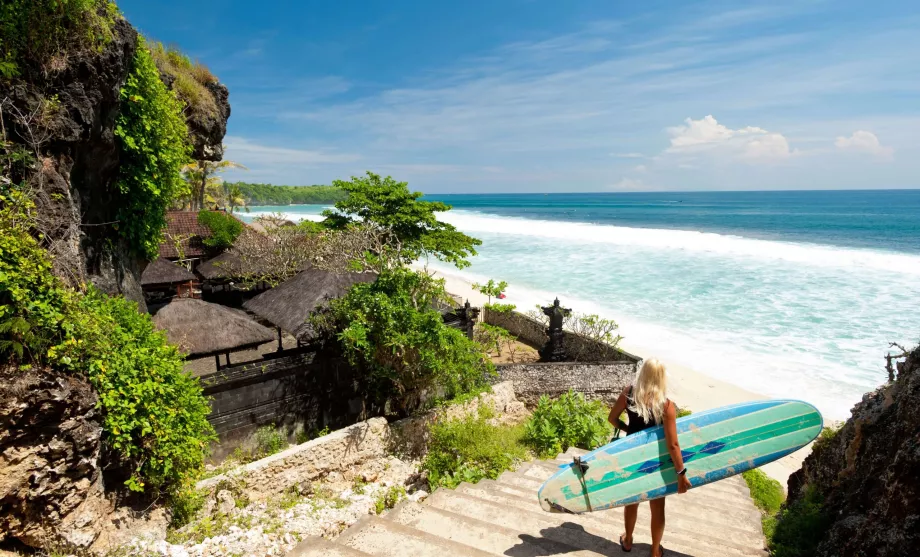 Surf a Bali