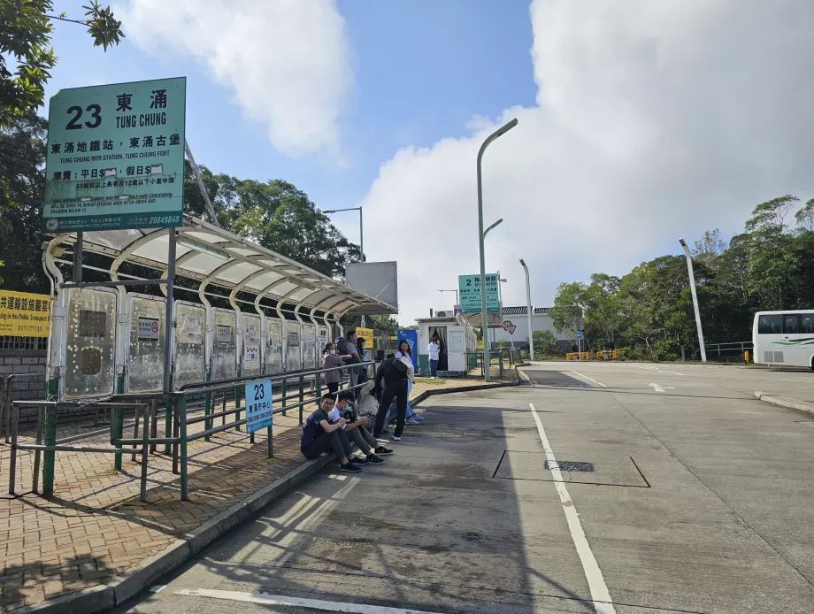 Stazione degli autobus di Ngong Ping