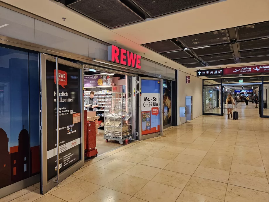 Supermarket REWE, BER Airport