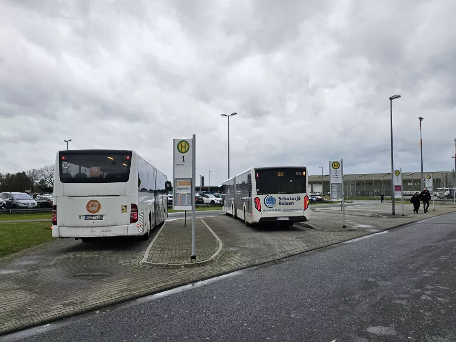 Fermate degli autobus in aeroporto