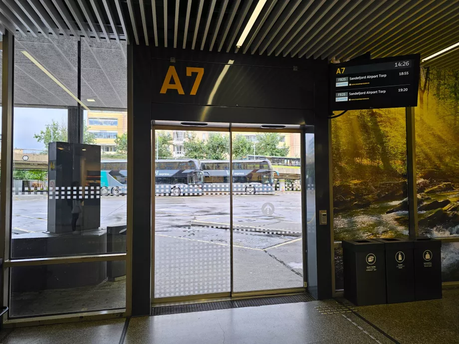 Fermata A7 alla stazione centrale degli autobus di Oslo