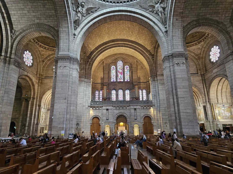 Interno della Basilica del Sacro Cuore