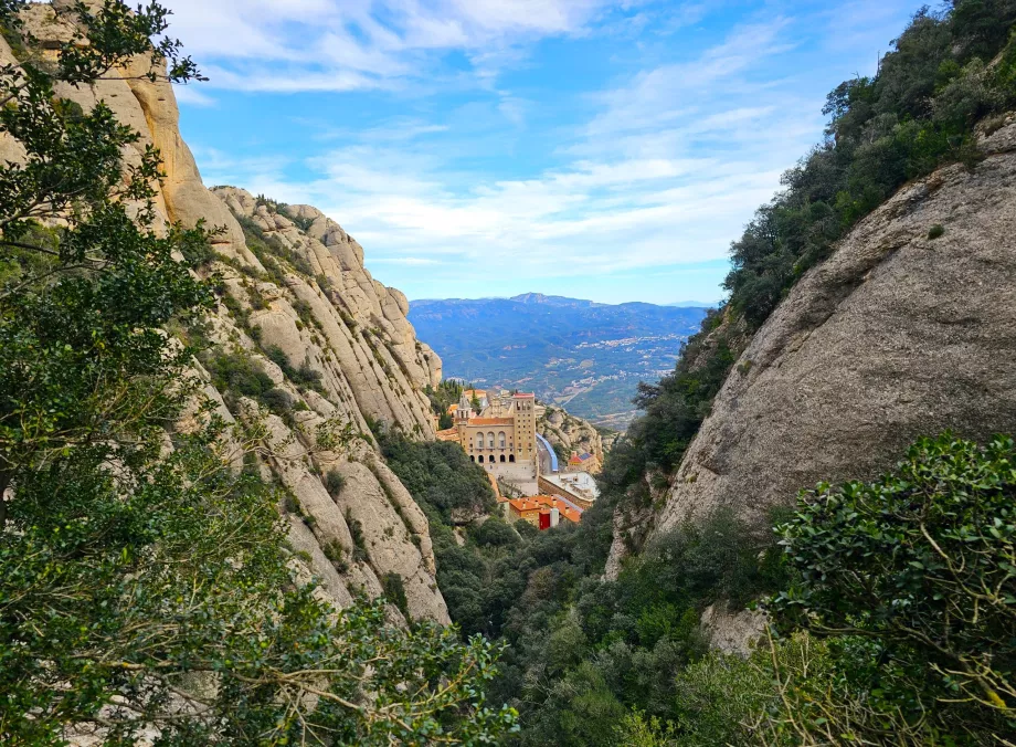 Vista sul monastero di Montserrat