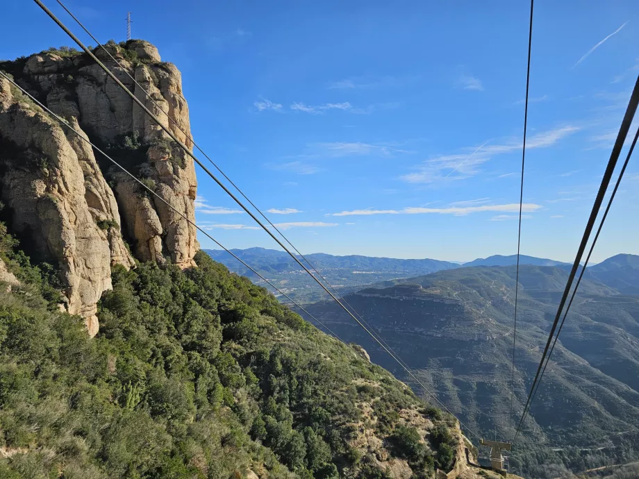 Vista dalla funivia di Montserrat