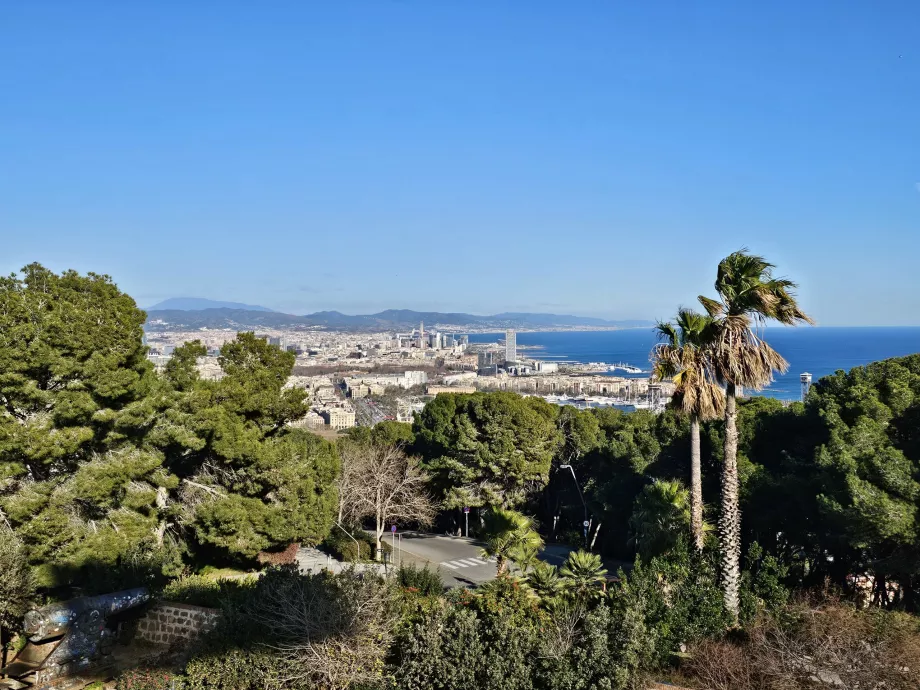 Vista di Barcellona dal Castell de Montjuic