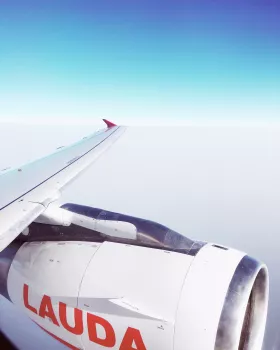 Lauda Airlines Wing