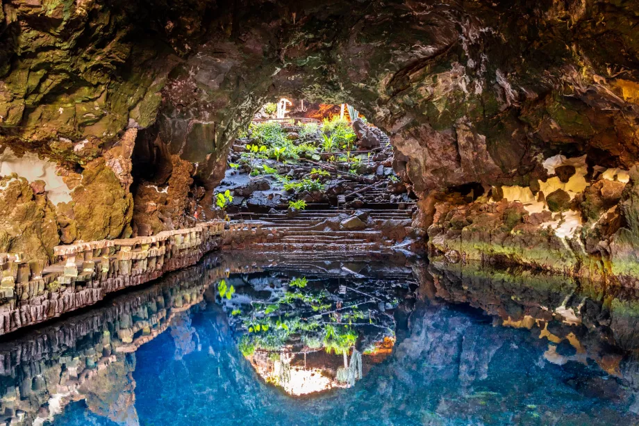 Grotta Jameas del Agua