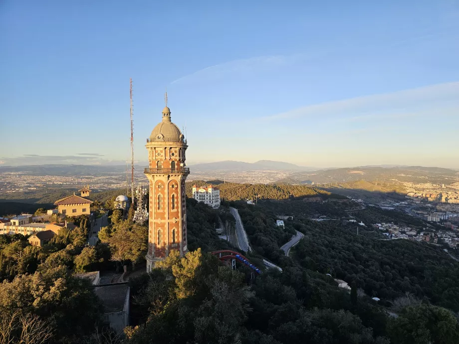 Vista dalla terrazza del Tempio di Tibidabo