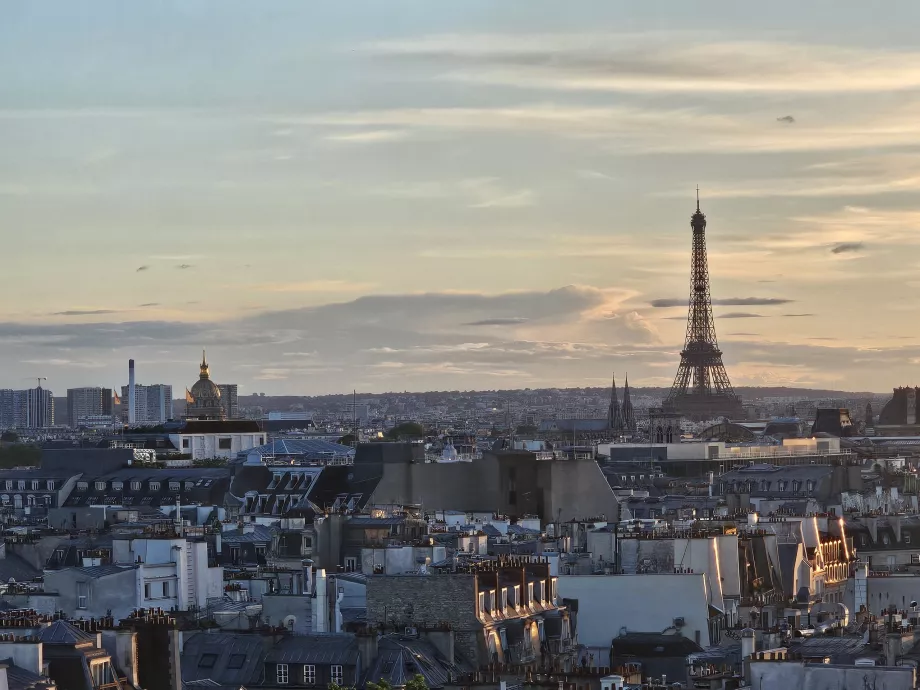 Vista della Torre Eiffel dal Centro Pompidou