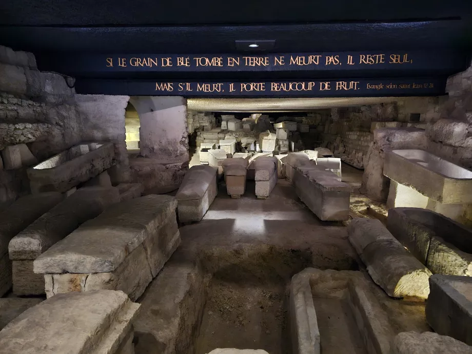 Tombe dei Re nella Basilica di Saint-Denis