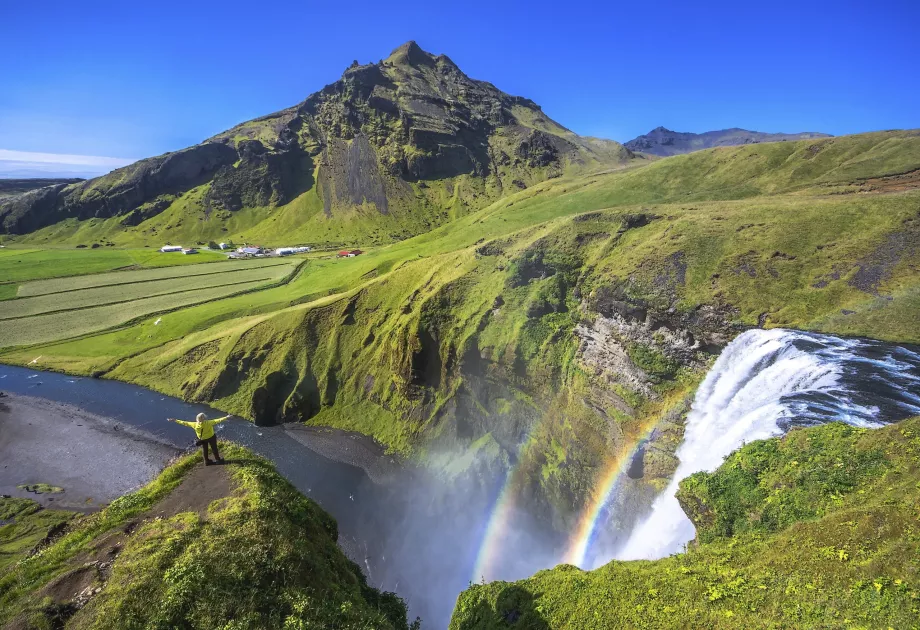 Montagna a Skogafoss