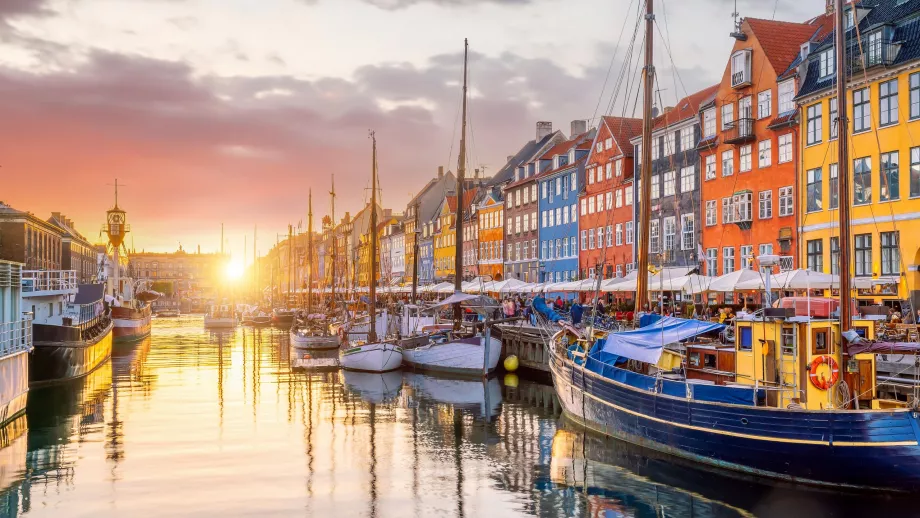 Tramonto a Nyhavn