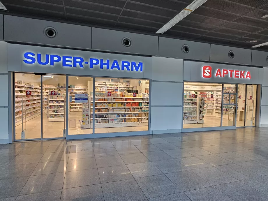 Farmacia, area pubblica, sala arrivi