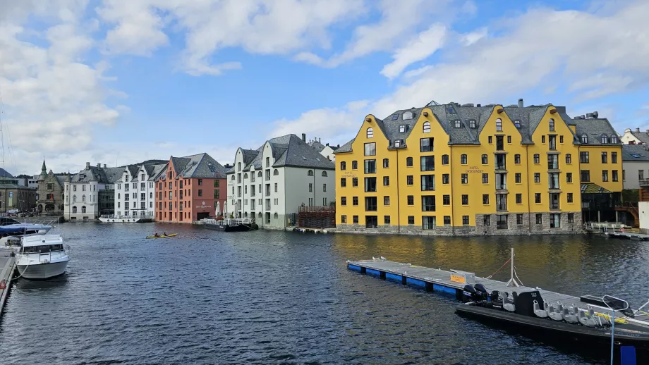 Passeggiata ad Alesund