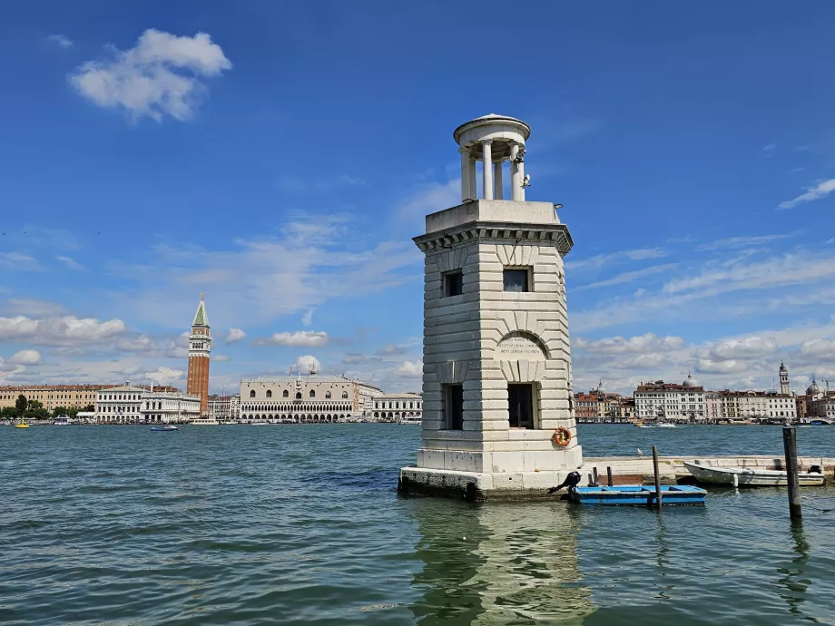 Vista di Venezia dall'isola di San Giorgio