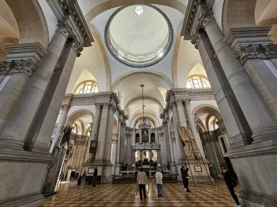 San Giorgio Maggiore, interno