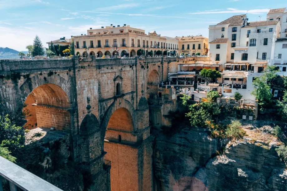 Puente Nuevo dalle mura