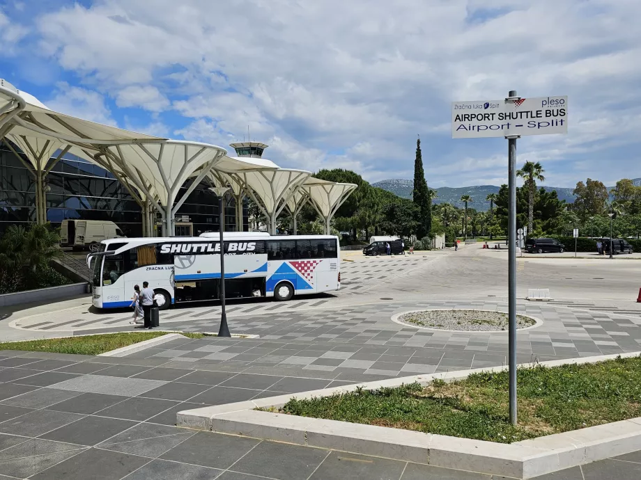 Fermata del bus navetta