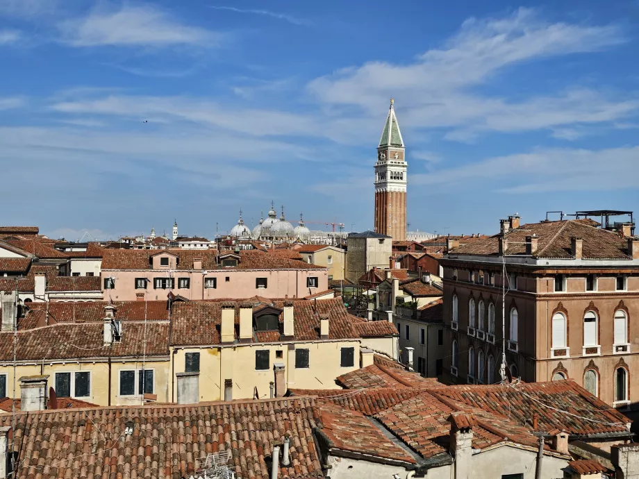 Vista da Palazzo Contarini del Bovolo