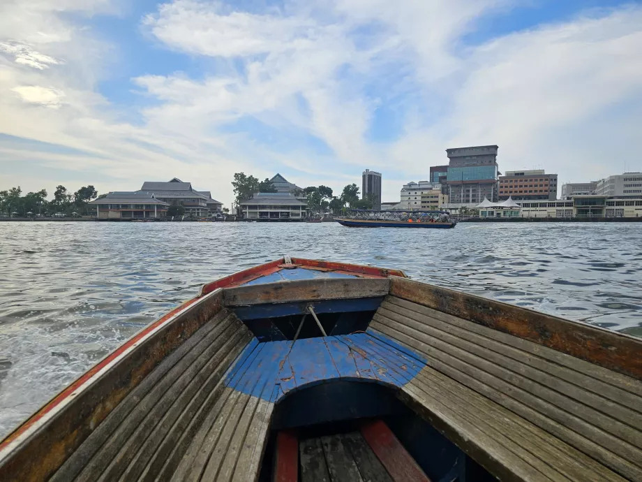 Il viaggio in barca da Kampong Ayer