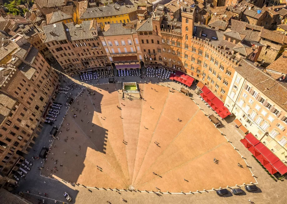 Vista su Piazza del Campo