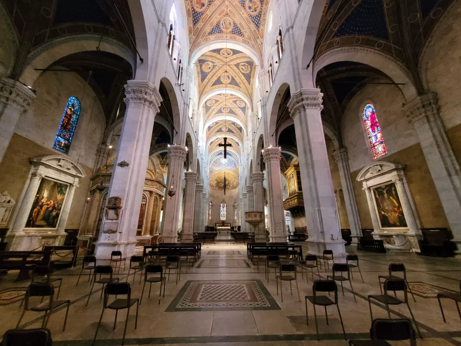 Interno della cattedrale