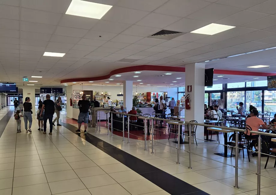 Restaurant in landside, Rimini airport