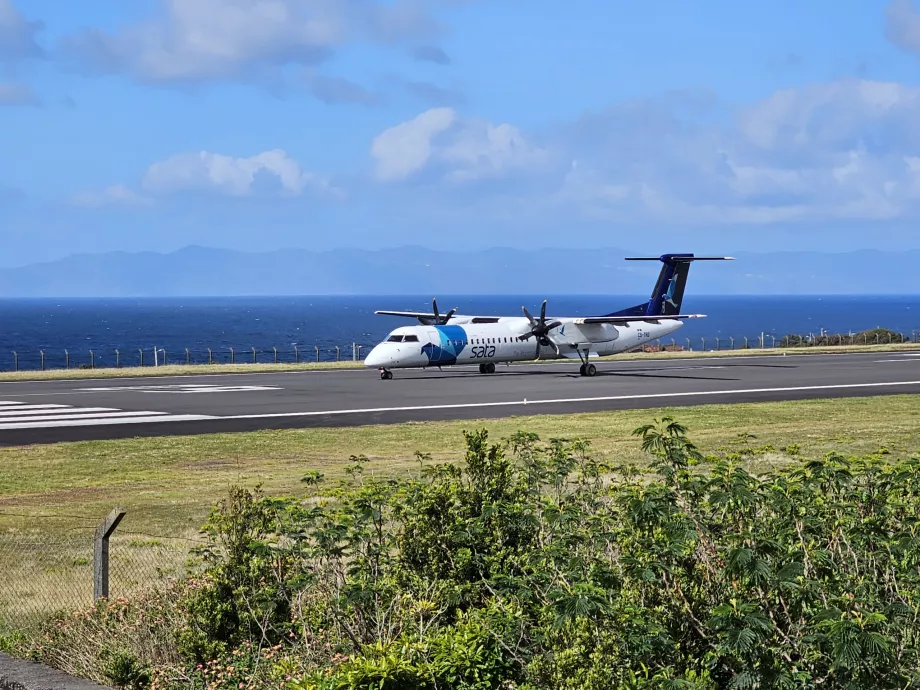 Aerei SATA all'aeroporto di Pico