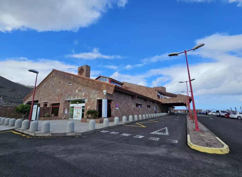 arrivo dall'aeroporto di El Hierro