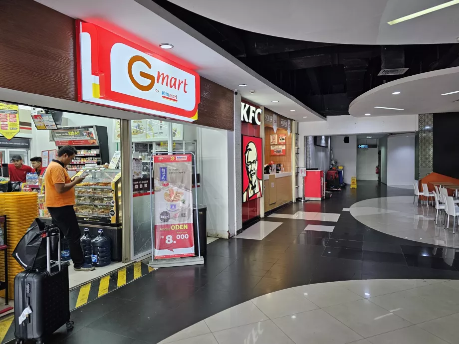 Food Court, Terminal 1