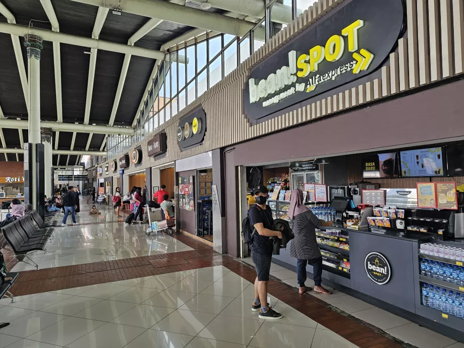 Negozi, parte pubblica del Terminal 1