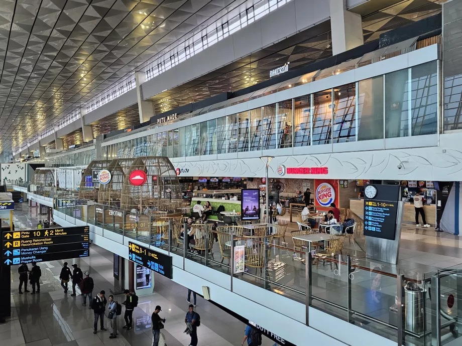 Ristorante nell'area di transito, Terminal 3