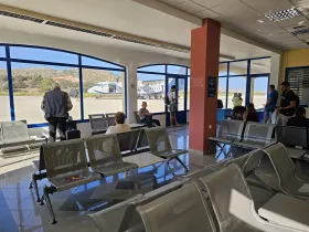 Zona di transito e gate unico, aeroporto di Leros