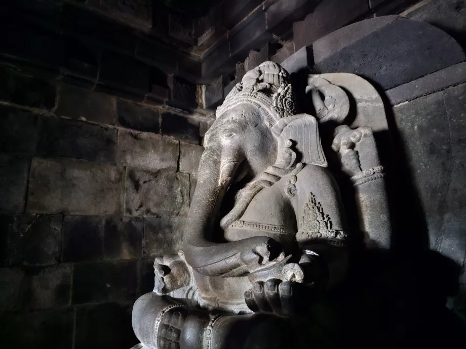 Prambanan, statua di Ganesha