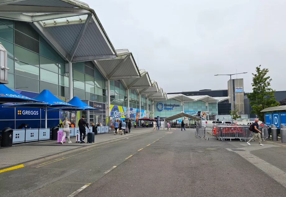 arrivo dall'aeroporto di Birmingham