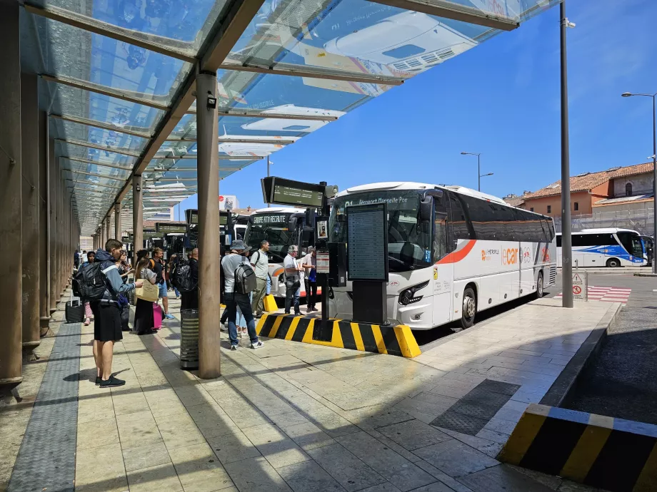 Fermata dell'autobus dell'aeroporto, St Charles