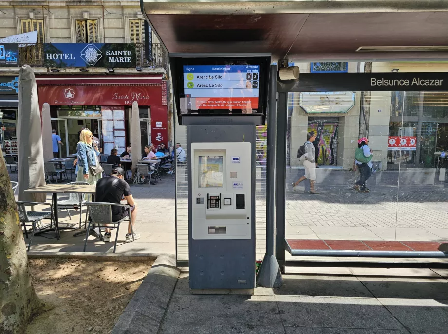 Biglietteria automatica alla fermata del tram