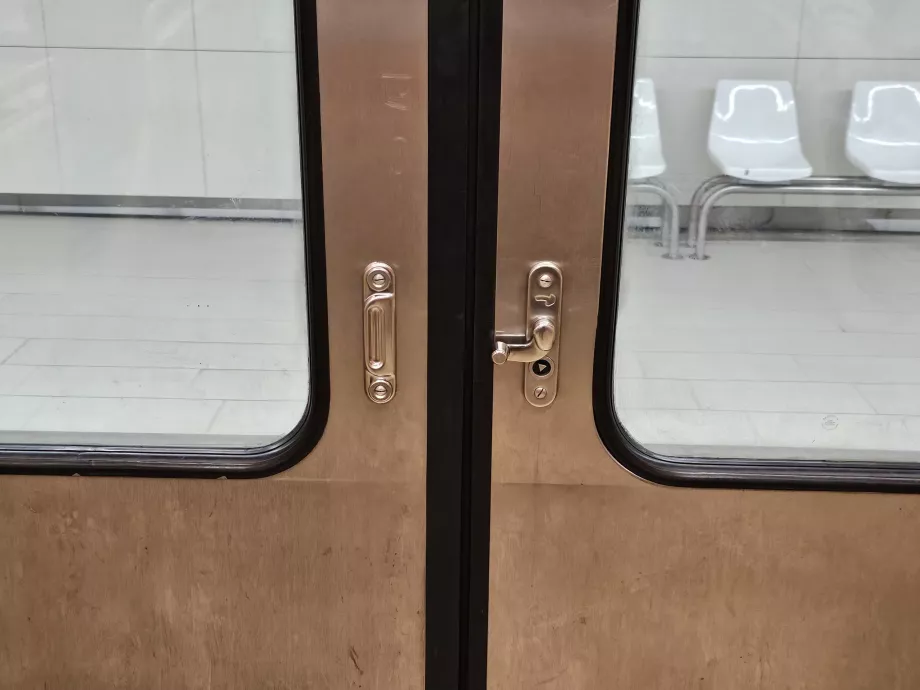 Aprire le porte della metropolitana