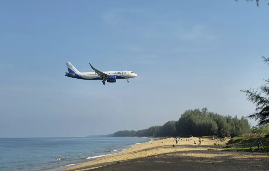 Spiaggia di Mai Khao