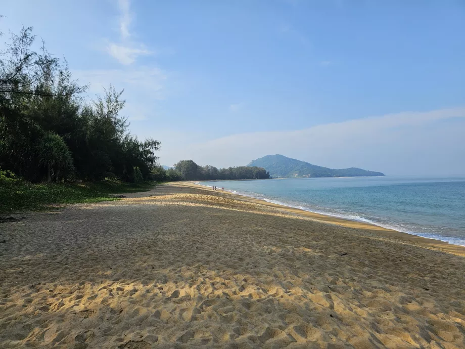 Spiaggia di Mai Khao